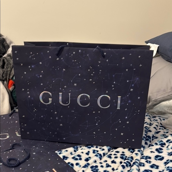 Gucci Starry Gift Bags - Picture 2 of 2